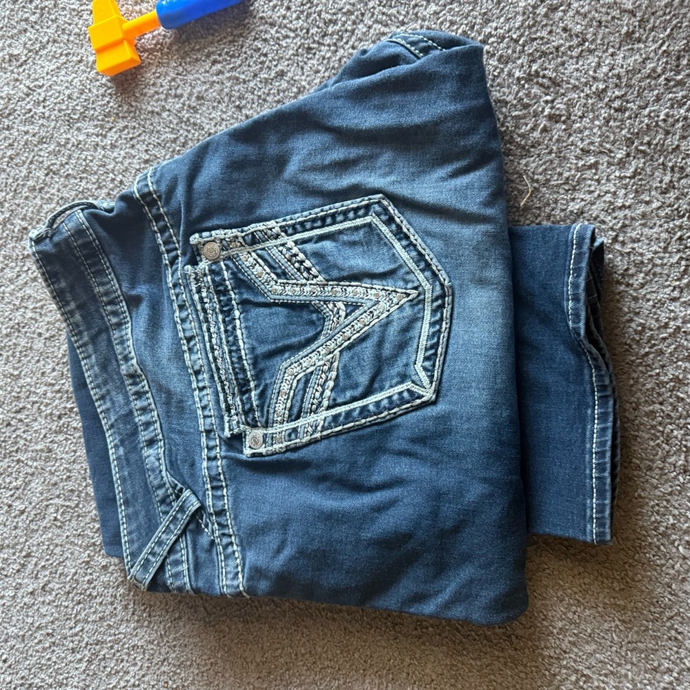 Vigoss Denim Jeans with Embroidered Pocket